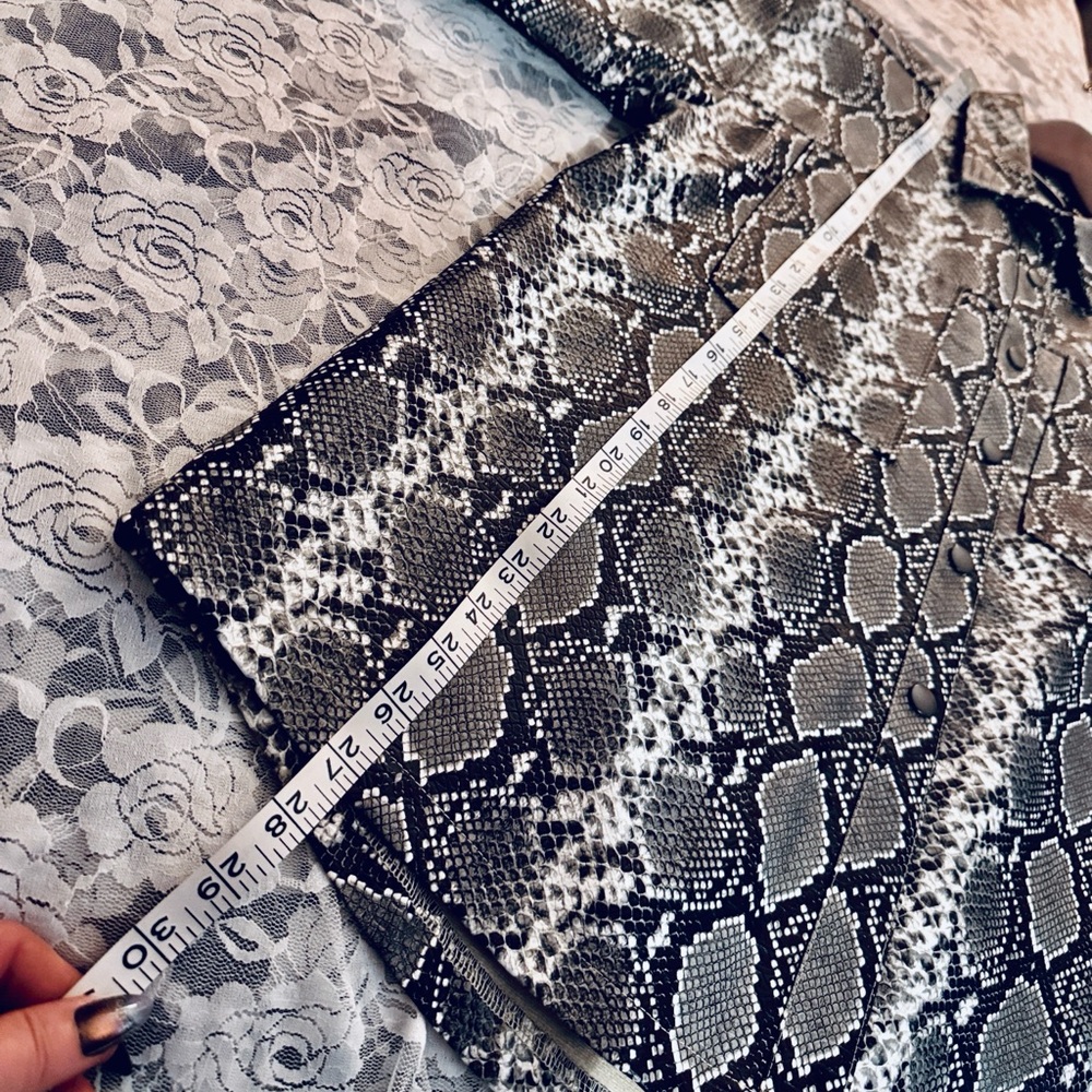 ASOS Design Pleather Snakeskin Button Up Oversized Shacket - Picture 15 of 16